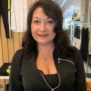 Meet your Posher, Natalie